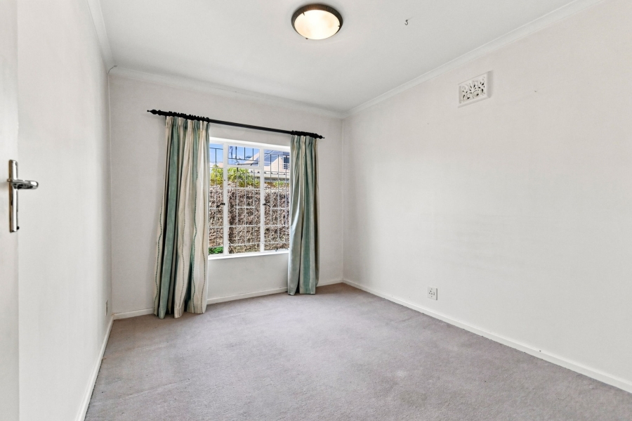 3 Bedroom Property for Sale in Harfield Village Western Cape